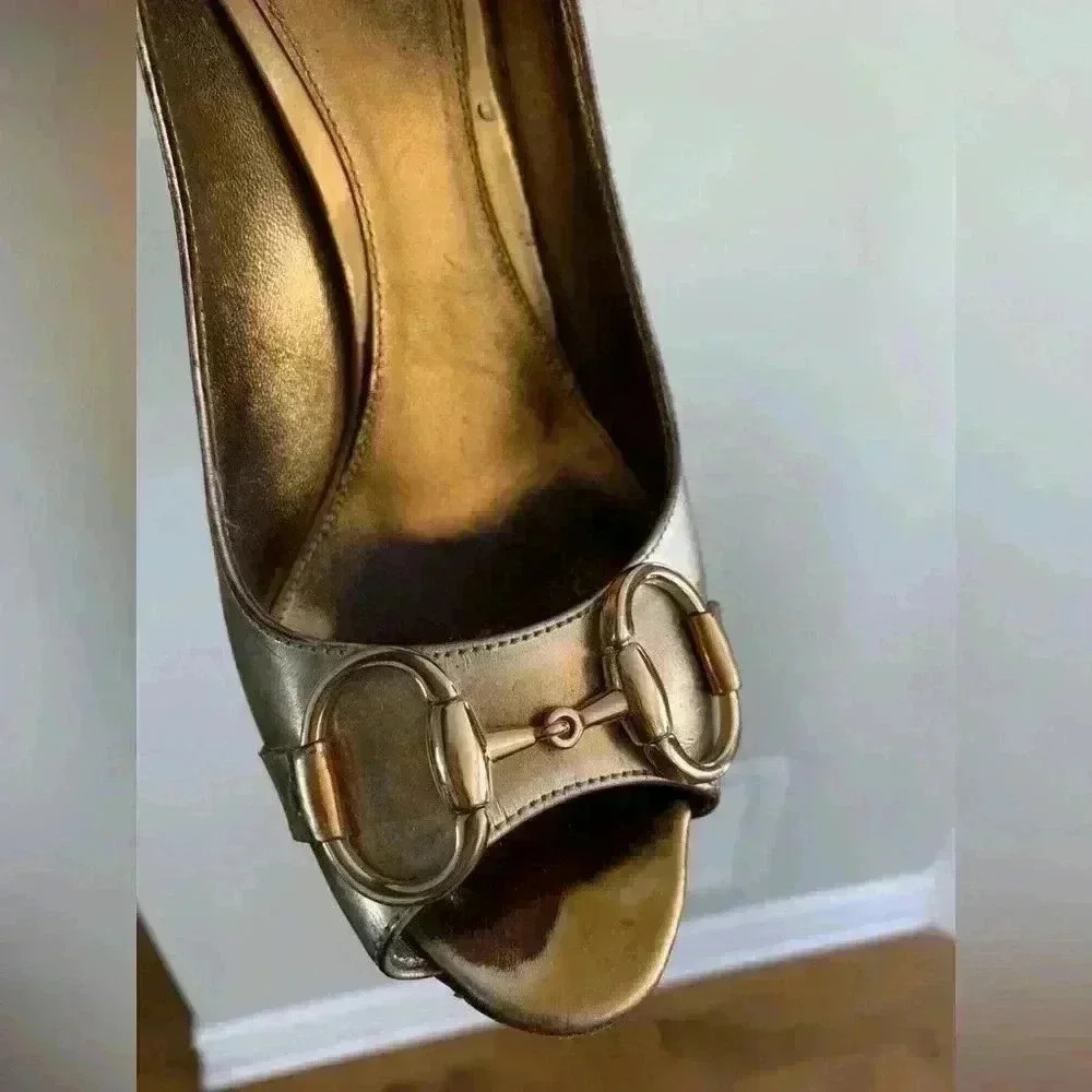 Gucci  metallic leather shoes with buckle - Picture 14 of 14